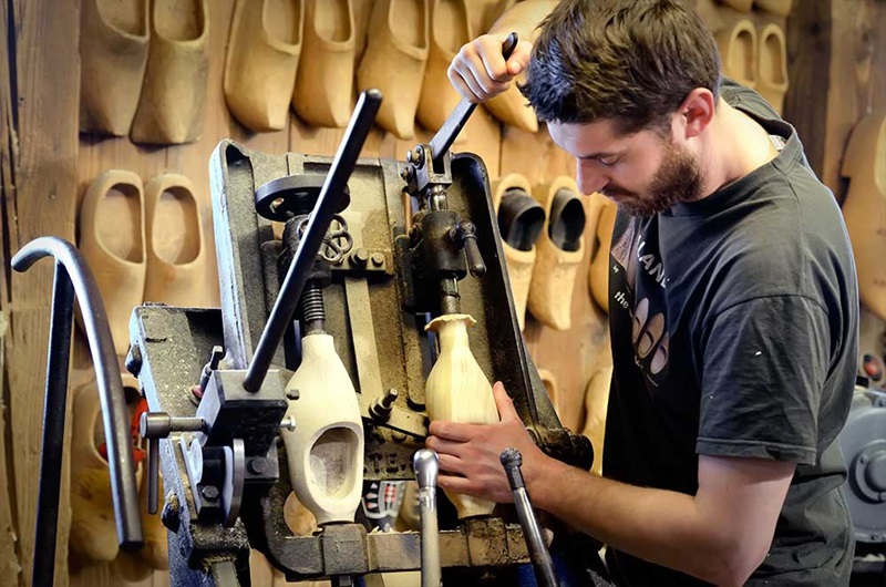 Excursión de 6,5 horas por el Centro de Ámsterdam y Visita a los Molinos de Viento de Zaanse Schans, Fábrica de Queso y Zuecos