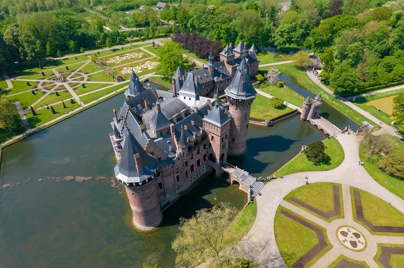 De Haar Castle, Utrecht and Medieval Castle Muiderslot